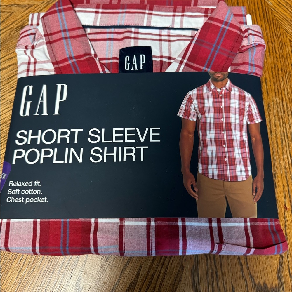 Mens The GAP XXL NWT red plaid SHORT SLEEVE RELAXED FIT POPLIN SHIRT